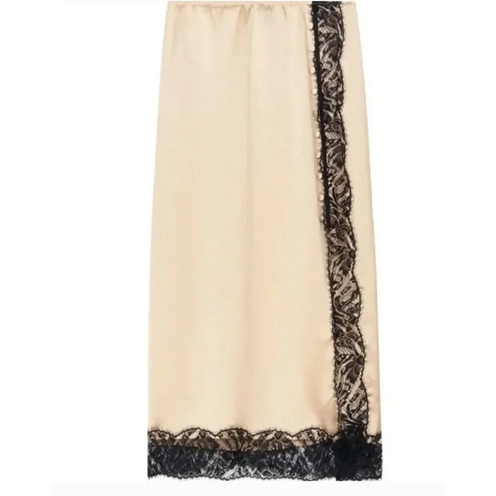 VICTORIAS SECRET NWT Champagne Slip Skirt with Black Lace Trim // XL
